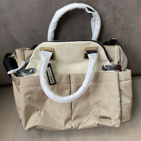 NWT skip Hop diaper bag - Picture 5 of 9